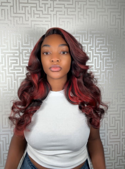 Burgundy highlight wavy wig